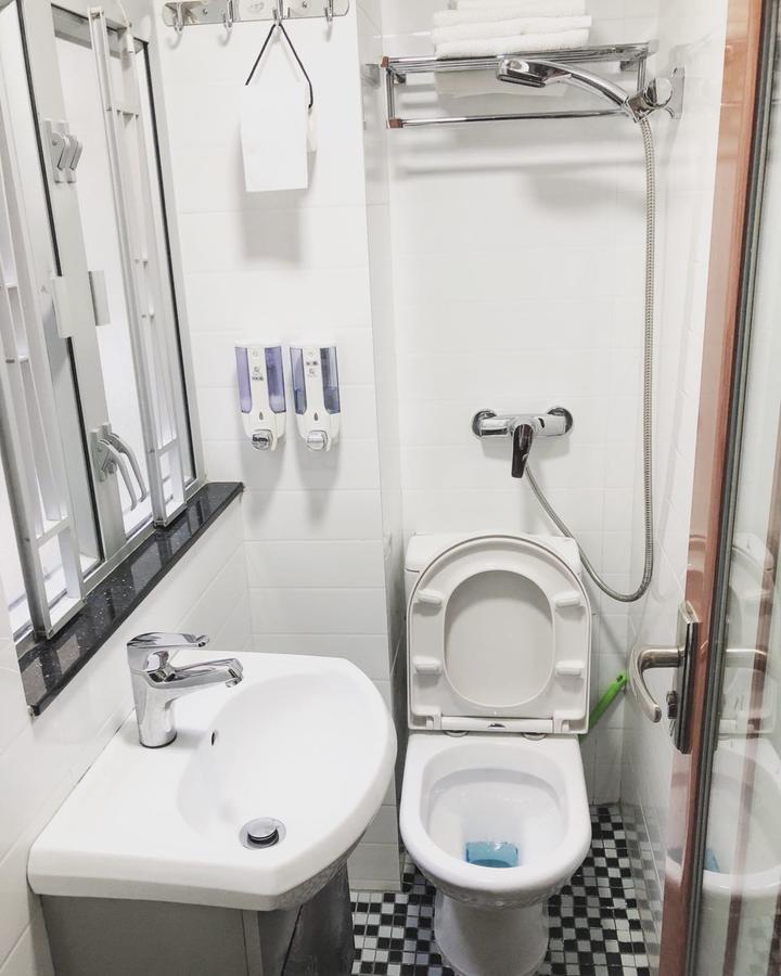 Hang Fung Hostel Hong Kong Esterno foto